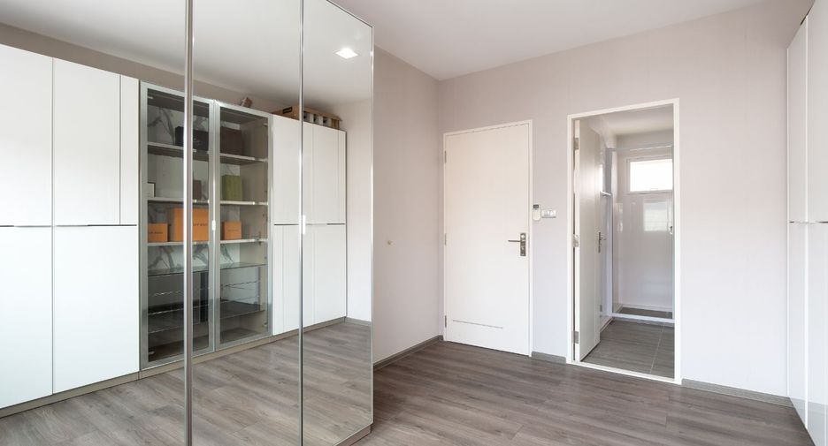 Haus zum Kauf mit 4 Zimmer in Bang Bon, Bangkok