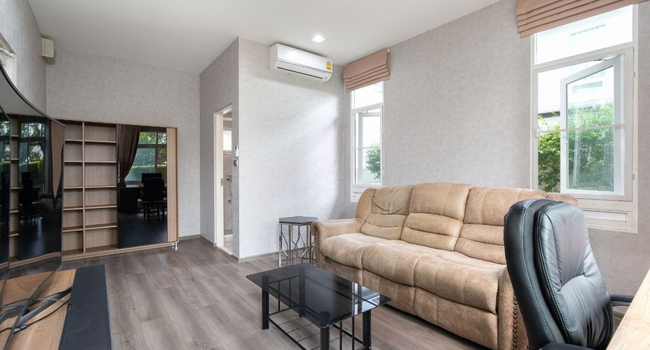 Haus zum Kauf mit 4 Zimmer in Bang Bon, Bangkok