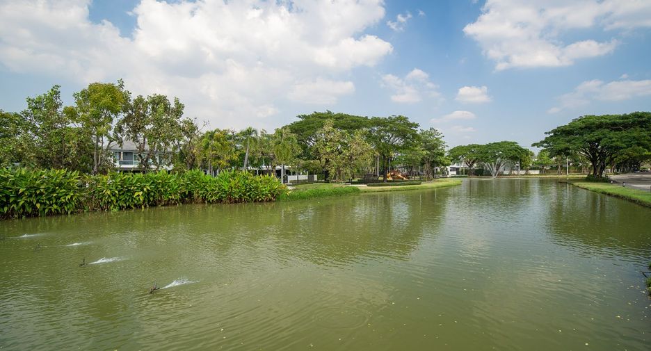 Haus zum Kauf mit 4 Zimmer in Bang Bon, Bangkok