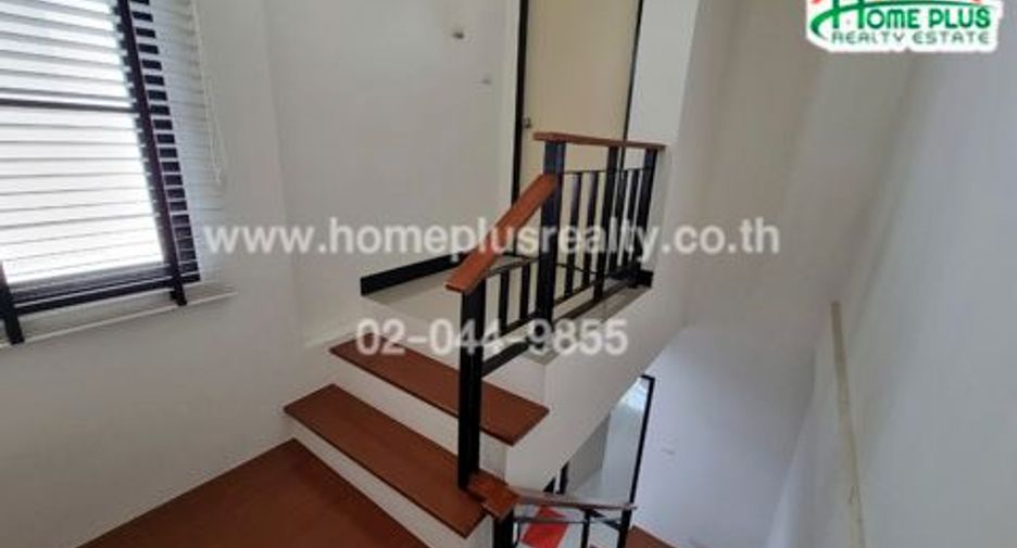 For sale 3 bed townhouse in Nong Chok, Bangkok