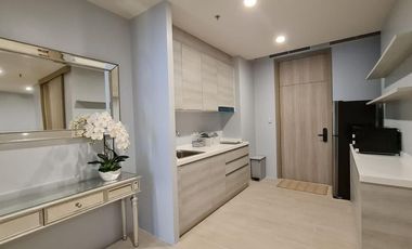 For rent 2 Beds condo in Pathum Wan, Bangkok