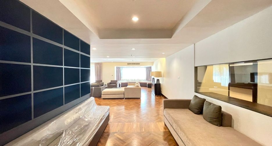 Apartamento en alquiler de 3 habitaciones en Watthana, Bangkok