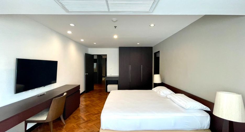 Apartamento en alquiler de 3 habitaciones en Watthana, Bangkok
