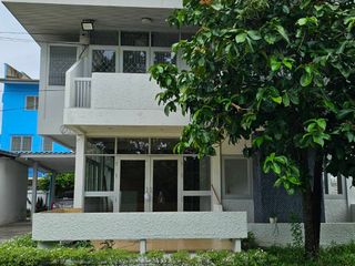 For rent 5 bed house in Lat Phrao, Bangkok