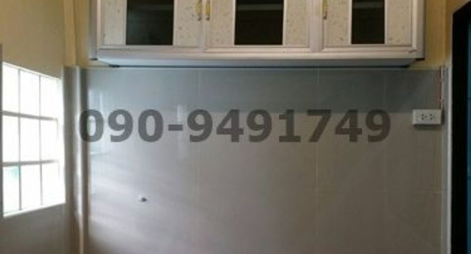 For rent 2 bedrooms townhouse in Bang Khae, Bangkok