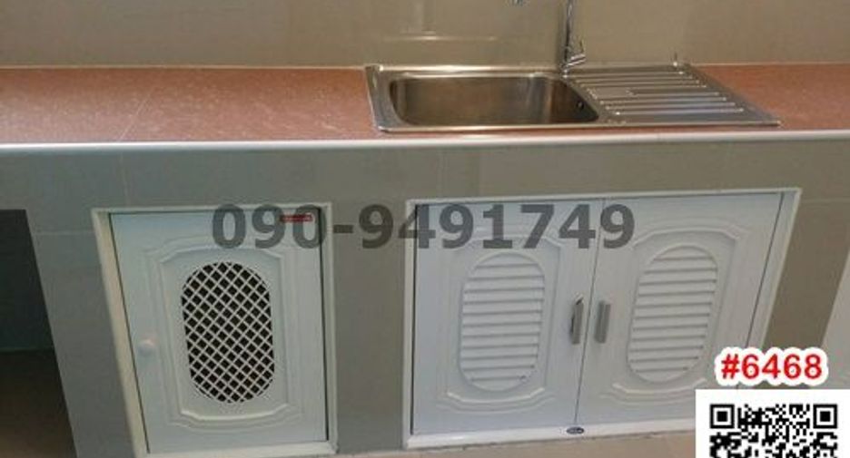 For rent 2 bedrooms townhouse in Bang Khae, Bangkok