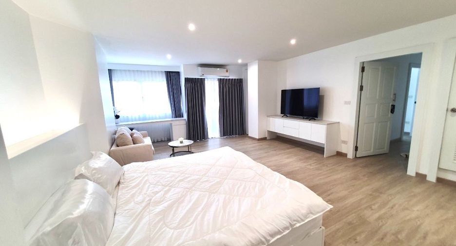 Condo en alquiler y en venta de 2 habitaciones en Bang Rak, Bangkok