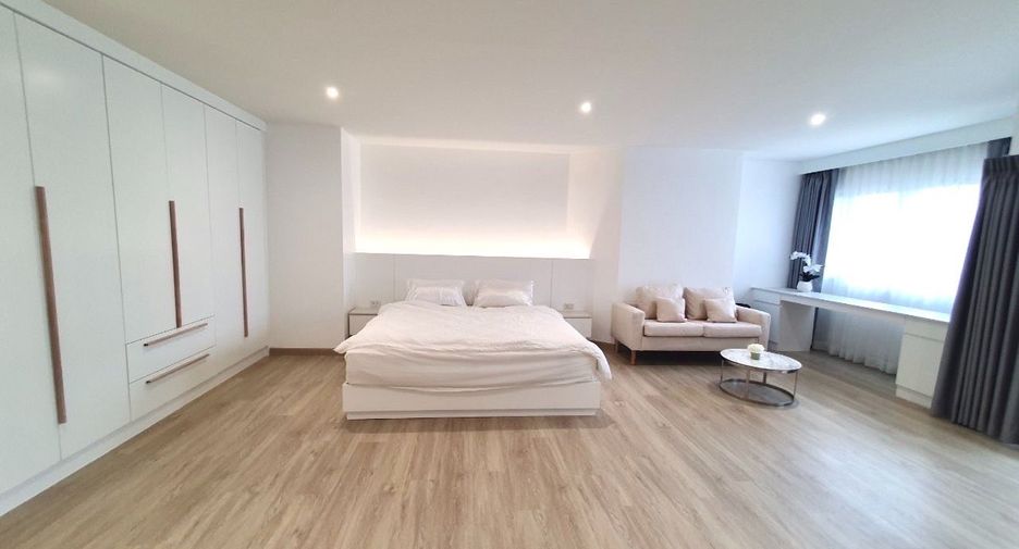 Condo en alquiler y en venta de 2 habitaciones en Bang Rak, Bangkok