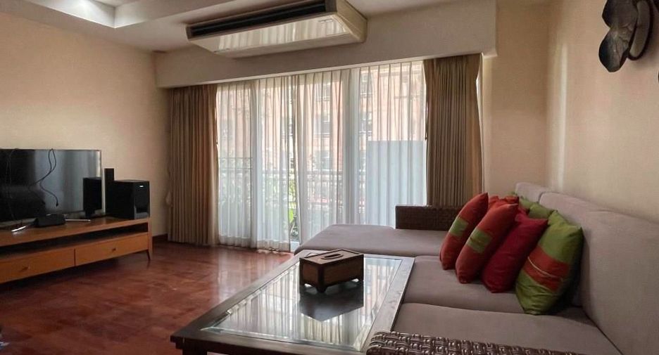 For rent 2 bedrooms condo in Watthana, Bangkok