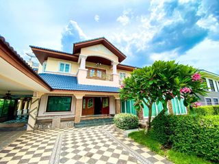 Аренда и продажа 4 спальни дом в Банг Кхен, Бангкок