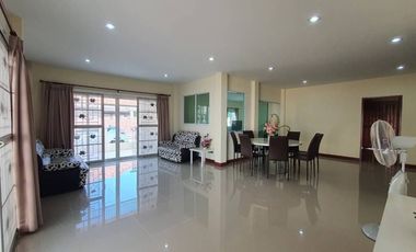À vendre 4 chambres maison à Sattahip, Chonburi