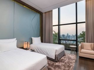 For rent 3 bed serviced apartment in Khlong Toei, Bangkok