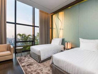 For rent 3 bed serviced apartment in Khlong Toei, Bangkok