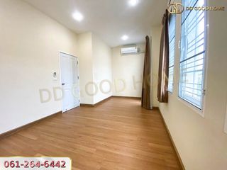 For sale 4 Beds townhouse in Bang Kruai, Nonthaburi