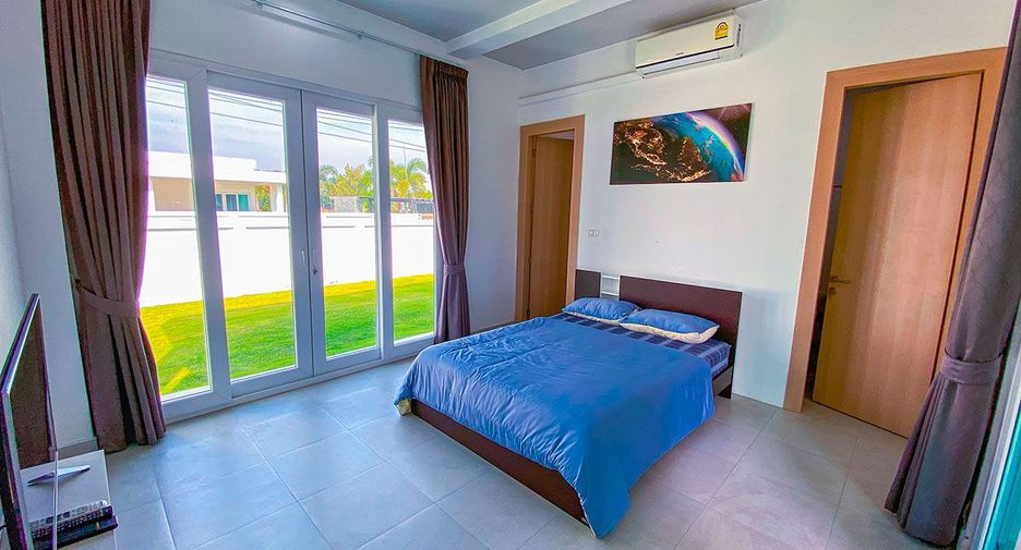 For sale 3 ベッドルーム house in Sattahip, Chonburi