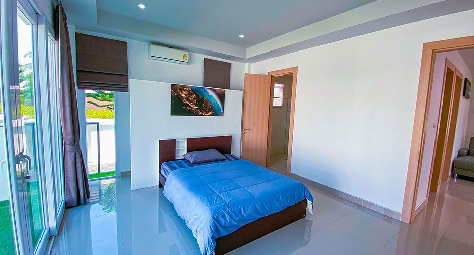For sale 3 ベッドルーム house in Sattahip, Chonburi