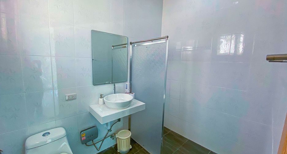 For sale 3 ベッドルーム house in Sattahip, Chonburi