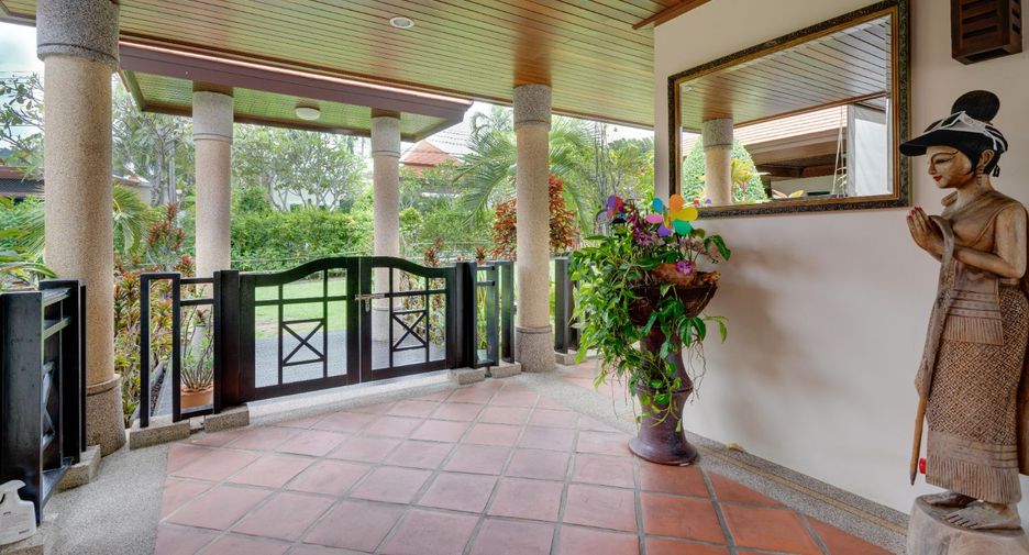 For sale 3 bed villa in Mueang Phuket, Phuket