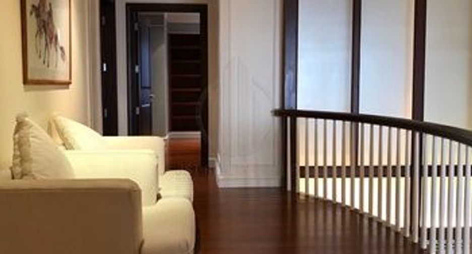 ขาย 4 ห้องนอน คอนโด ใน คลองเตย, กรุงเทพฯ