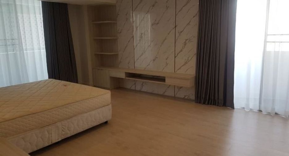 Wohnung zur Miete mit 4 Zimmer in Khlong Toei, Bangkok