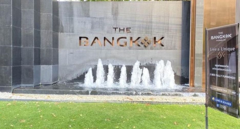 For rent 2 bedrooms condo in Watthana, Bangkok