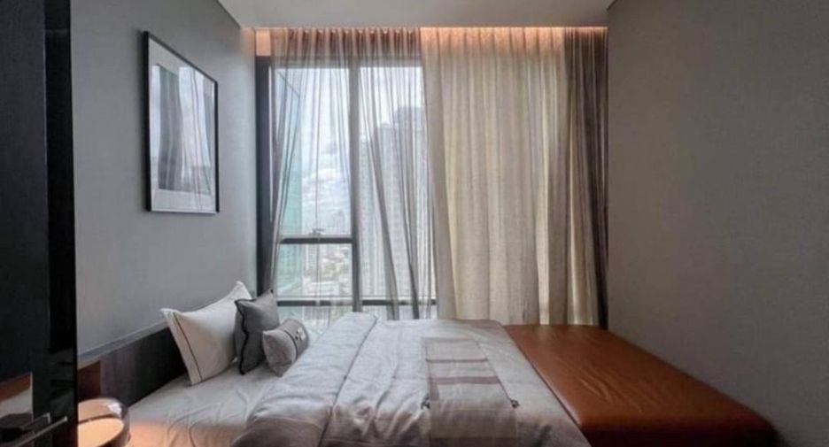 For rent 2 bedrooms condo in Watthana, Bangkok