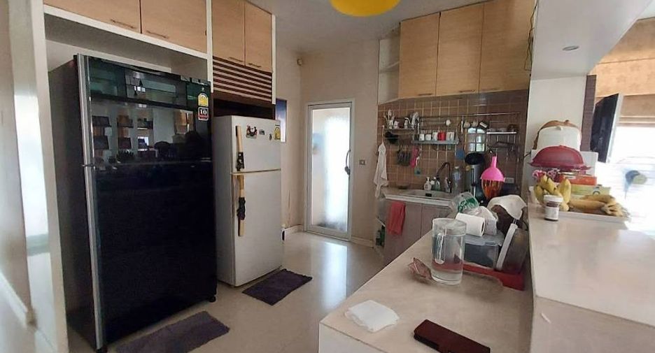 For sale 6 bedrooms apartment in Bang Phli, Samut Prakan