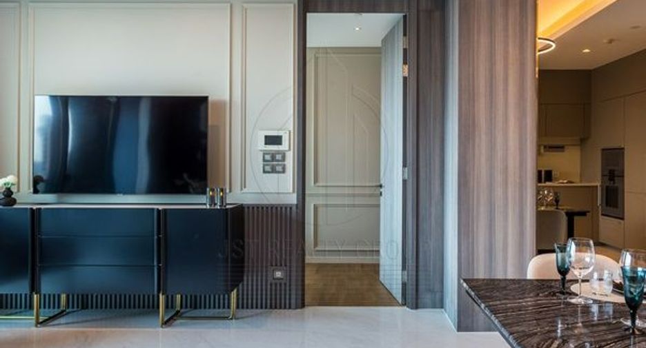 For sale 1 bed condo in Pathum Wan, Bangkok
