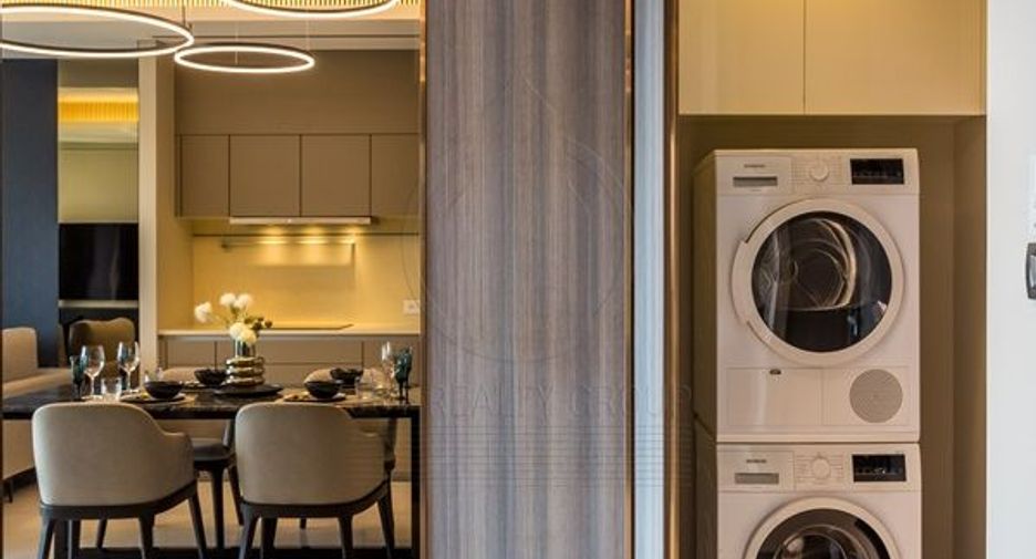 For sale 1 bed condo in Pathum Wan, Bangkok