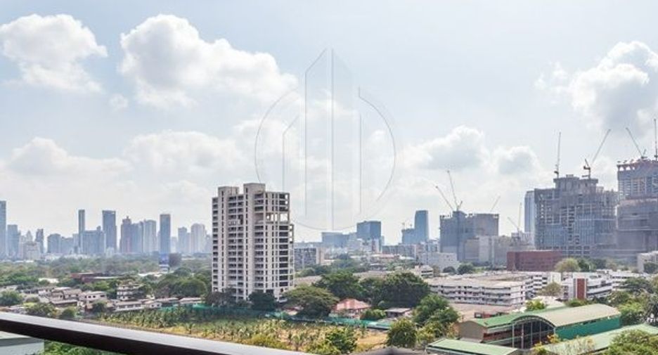 For sale 1 bed condo in Pathum Wan, Bangkok