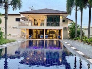 For Rent 4 Bedroom Villa In Bang Lamung, Chonburi