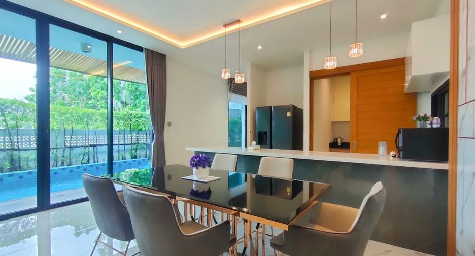 For rent and for sale 3 bedrooms villa in Mueang Phuket, Phuket