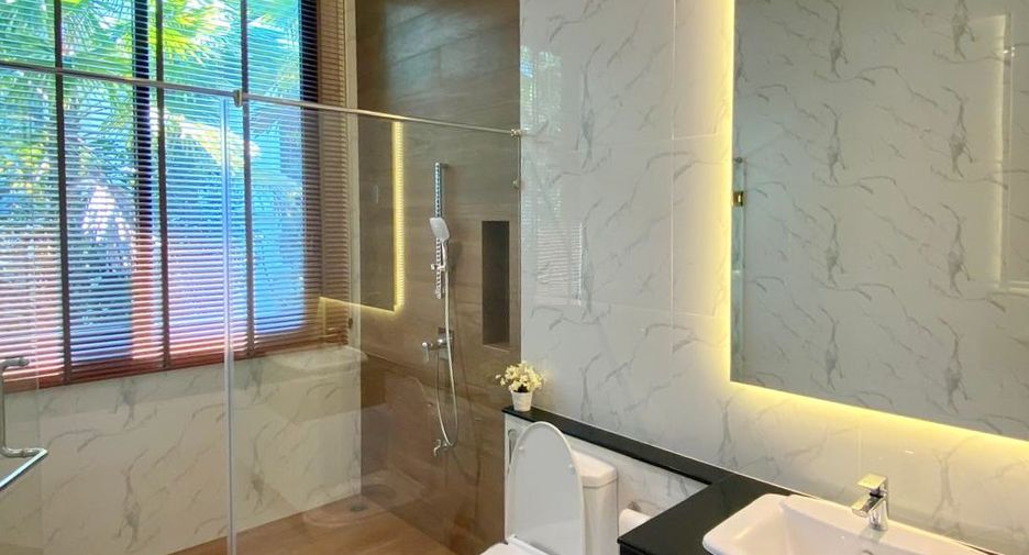 For rent and for sale 3 bedrooms villa in Mueang Phuket, Phuket