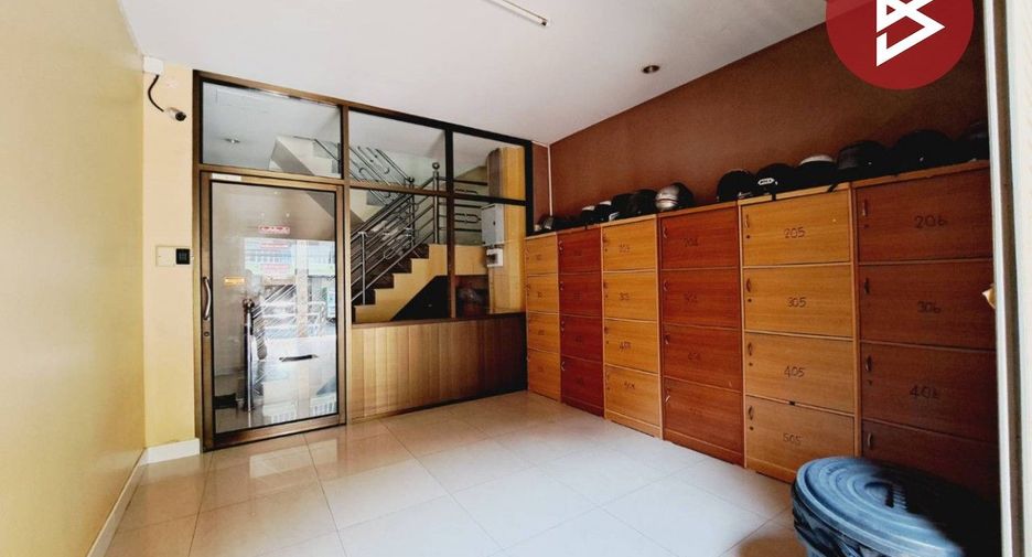 For sale studio apartment in Mueang Nakhon Sawan, Nakhon Sawan
