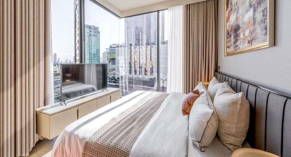 For rent 2 bedrooms condo in Khlong Toei, Bangkok