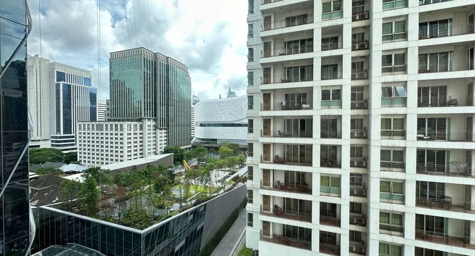 À louer 2 chambres condo à Pathum Wan, Bangkok