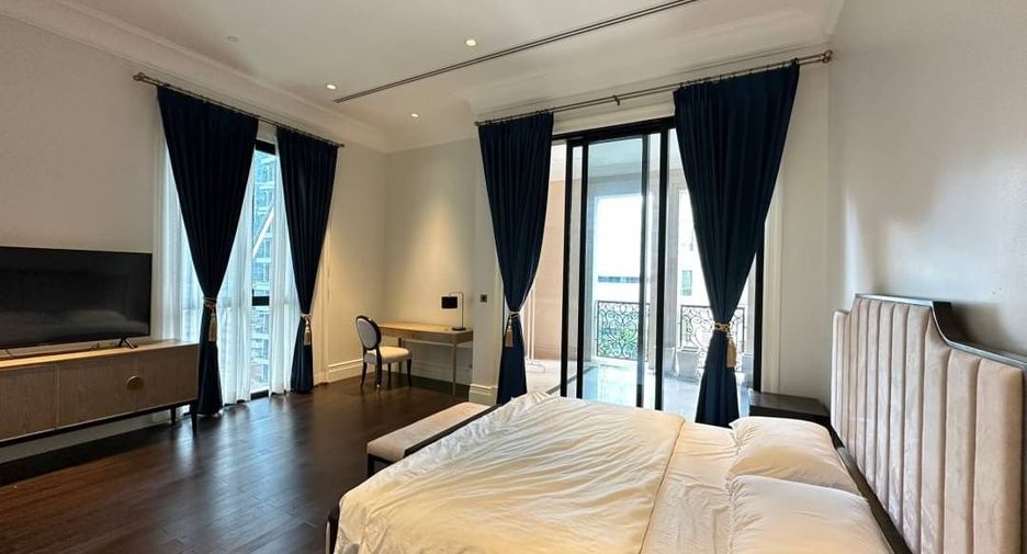 À louer 2 chambres condo à Pathum Wan, Bangkok