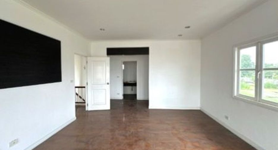 For sale 3 bedrooms house in Thanyaburi, Pathum Thani
