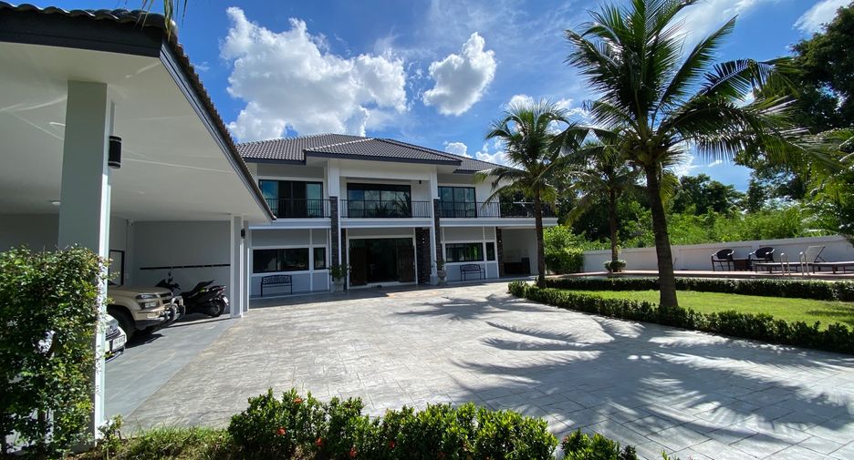 For rent and for sale 5 bedrooms house in San Sai, Chiang Mai