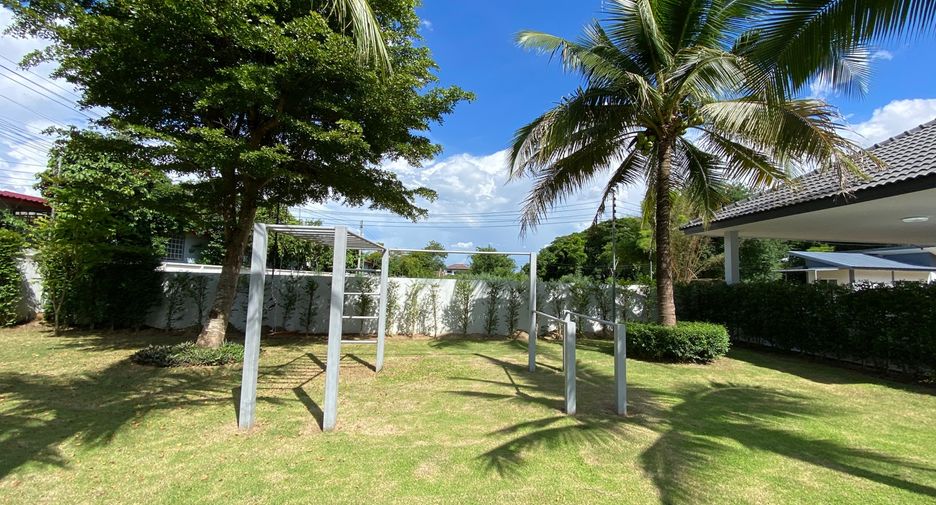 For rent and for sale 5 bedrooms house in San Sai, Chiang Mai