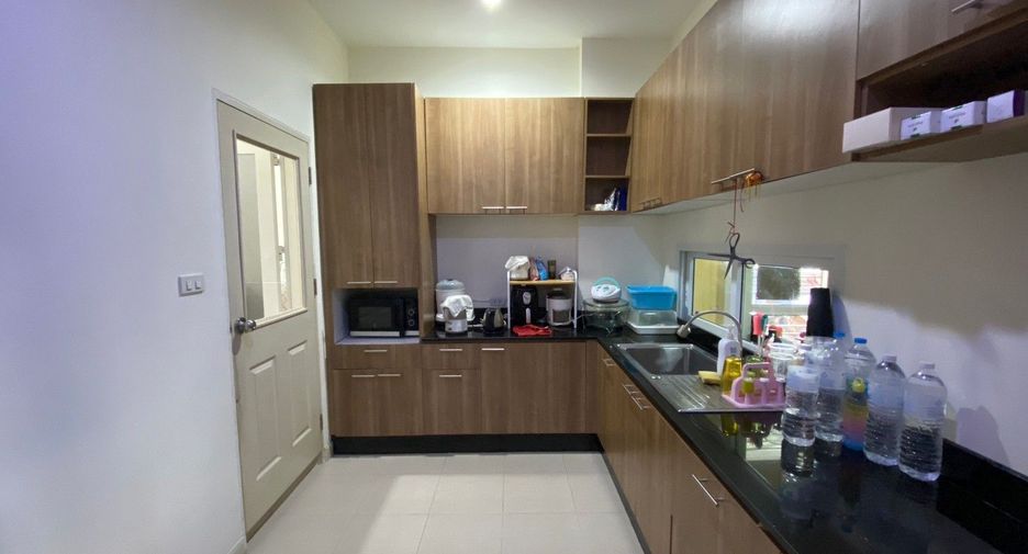 À vendre 3 chambres maison à Min Buri, Bangkok