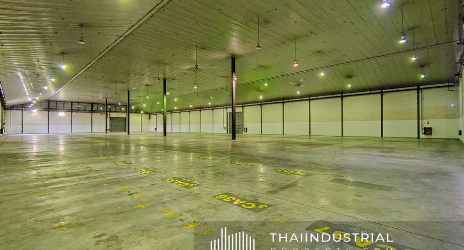 For rent warehouse in Ban Bueng, Chonburi