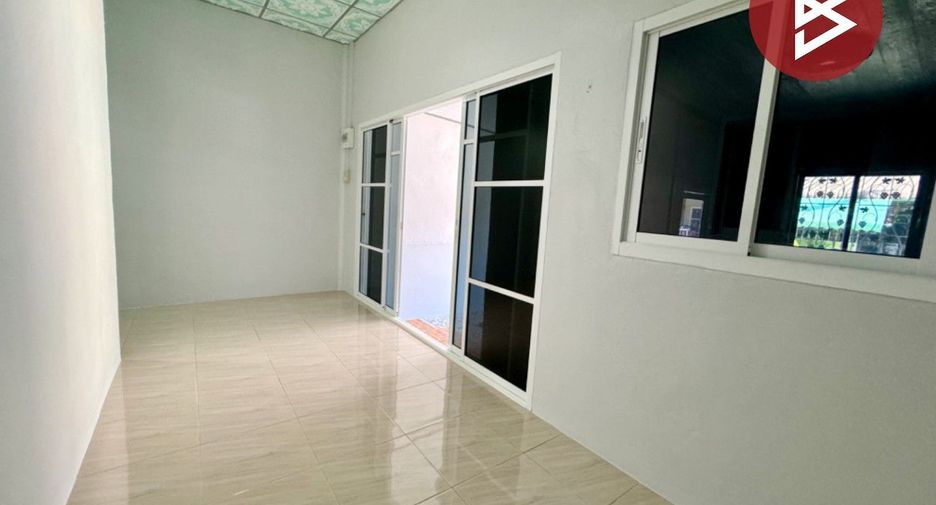 For sale 2 Beds townhouse in Ban Phaeo, Samut Sakhon