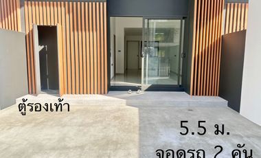 For sale 4 bed townhouse in Suan Luang, Bangkok