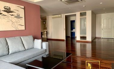 For rent 3 bedrooms condo in Khlong Toei, Bangkok