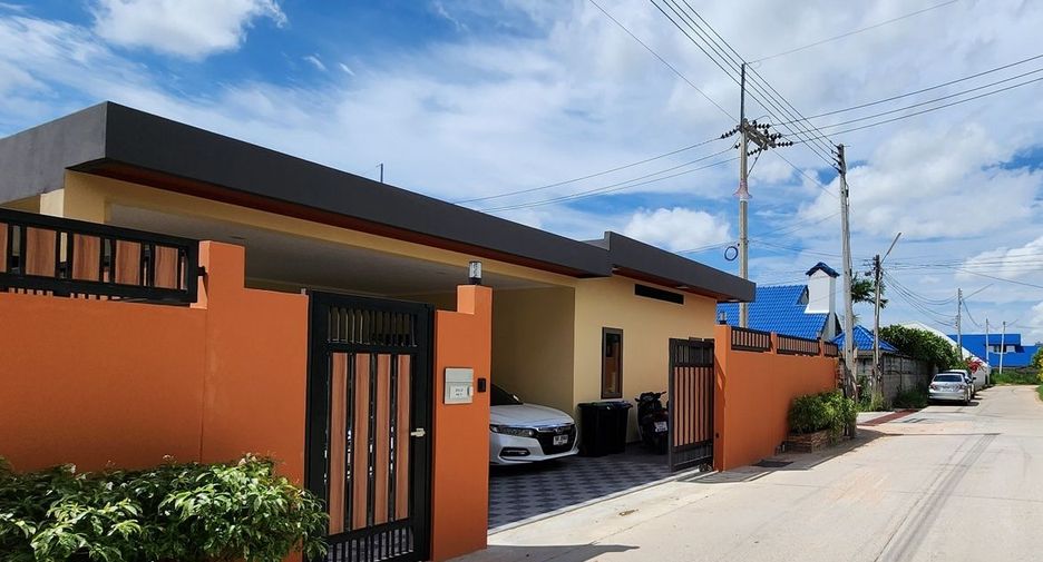 Haus zum Kauf mit 5 Zimmer in Bang Lamung, Chonburi