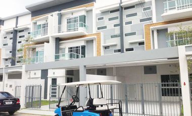 For rent and for sale 4 bed townhouse in Mueang Samut Prakan, Samut Prakan
