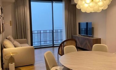 For rent 2 bed condo in Pathum Wan, Bangkok
