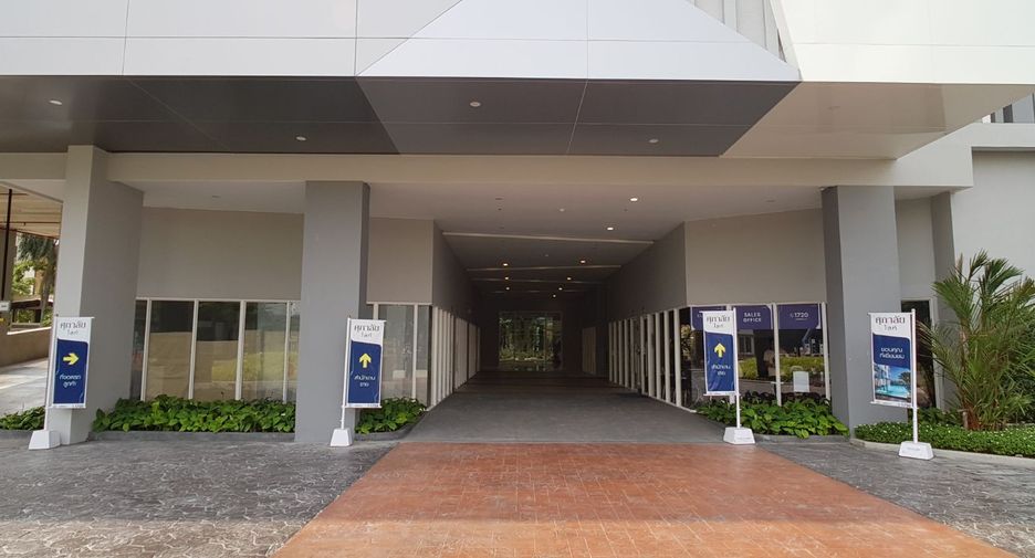 For rent retail Space in Yan Nawa, Bangkok