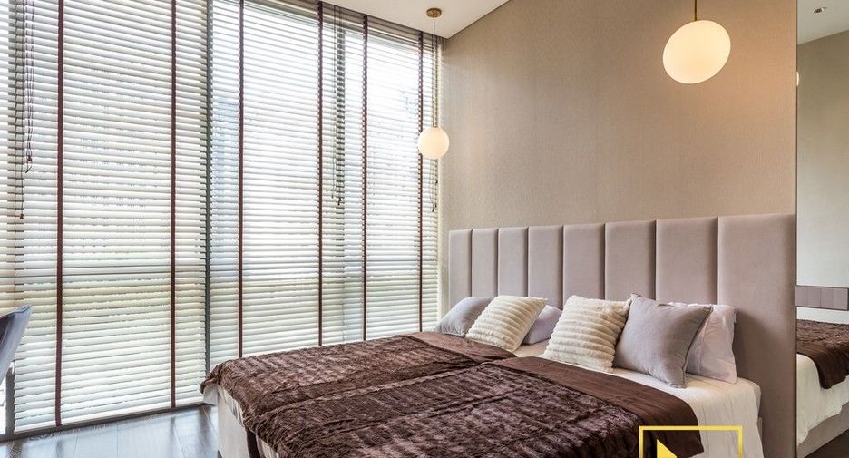 For rent 3 bedrooms condo in Khlong Toei, Bangkok